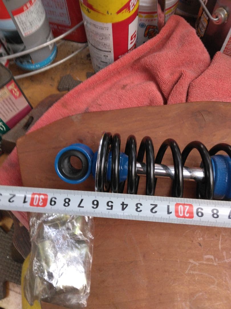 モンキー用カヤバショックアブソーバー 青 コイルスプリング当時物です。