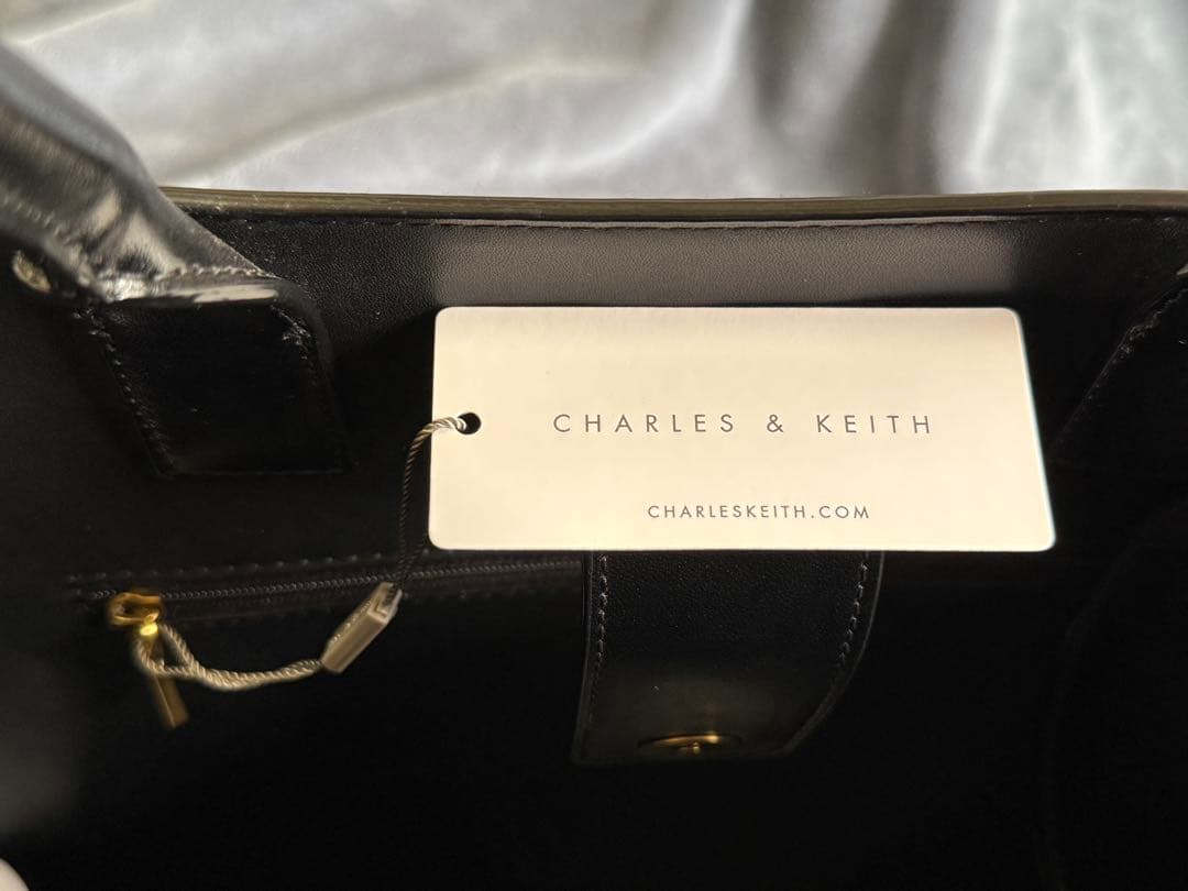 CHARLES & KEITH ラージダブルハンドル トートバッグ