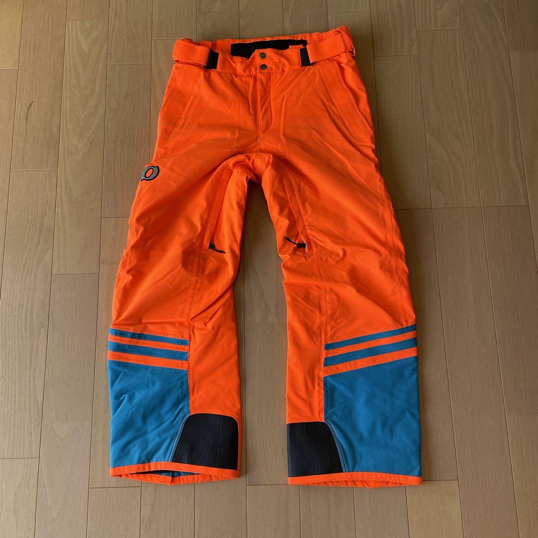 オンヨネ　ONYONE スキーウェア　デモチーム　サイズS 中古