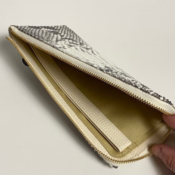 203 パイソン 長財布 ヘビ革 L字ラウンドファスナーゴールドナチュラル