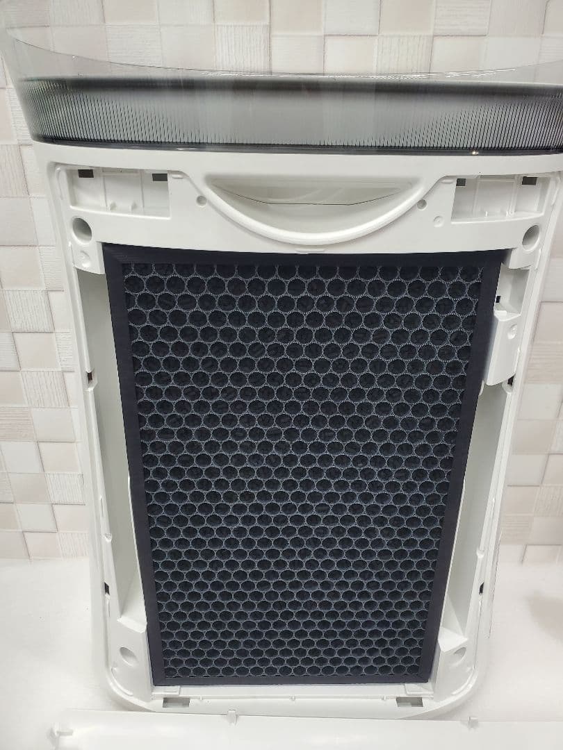 空気清浄機　SHARP FU-N50BK-W