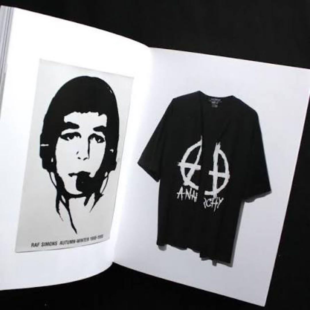 アート・デザイン・音楽 RAF SIMONS 1996-2001 2001-2006 Archive