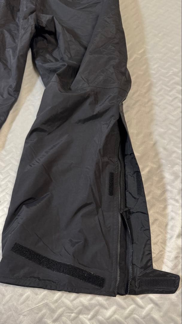 美品　ハヤブサ　FREEKNOT 光電子　防寒着　3L 上下セット　黒　ナイロン