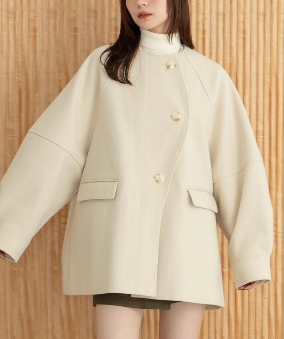 hinari ウェーブデザインミドルコート アイボリー