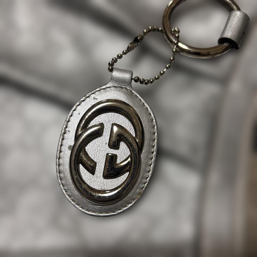 GUCCI スーキー GG柄 ワンショルダー　シルバー　中古