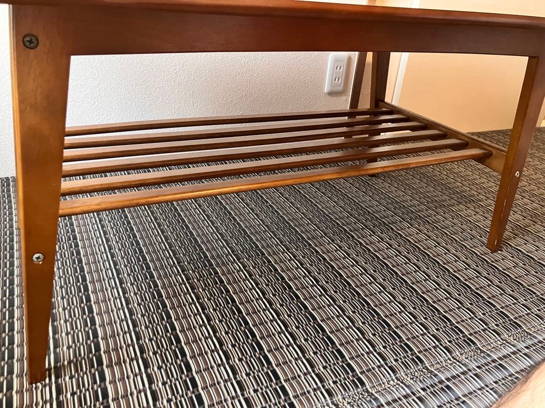 3/6に処分いたします。カリモク60 リビングテーブル大