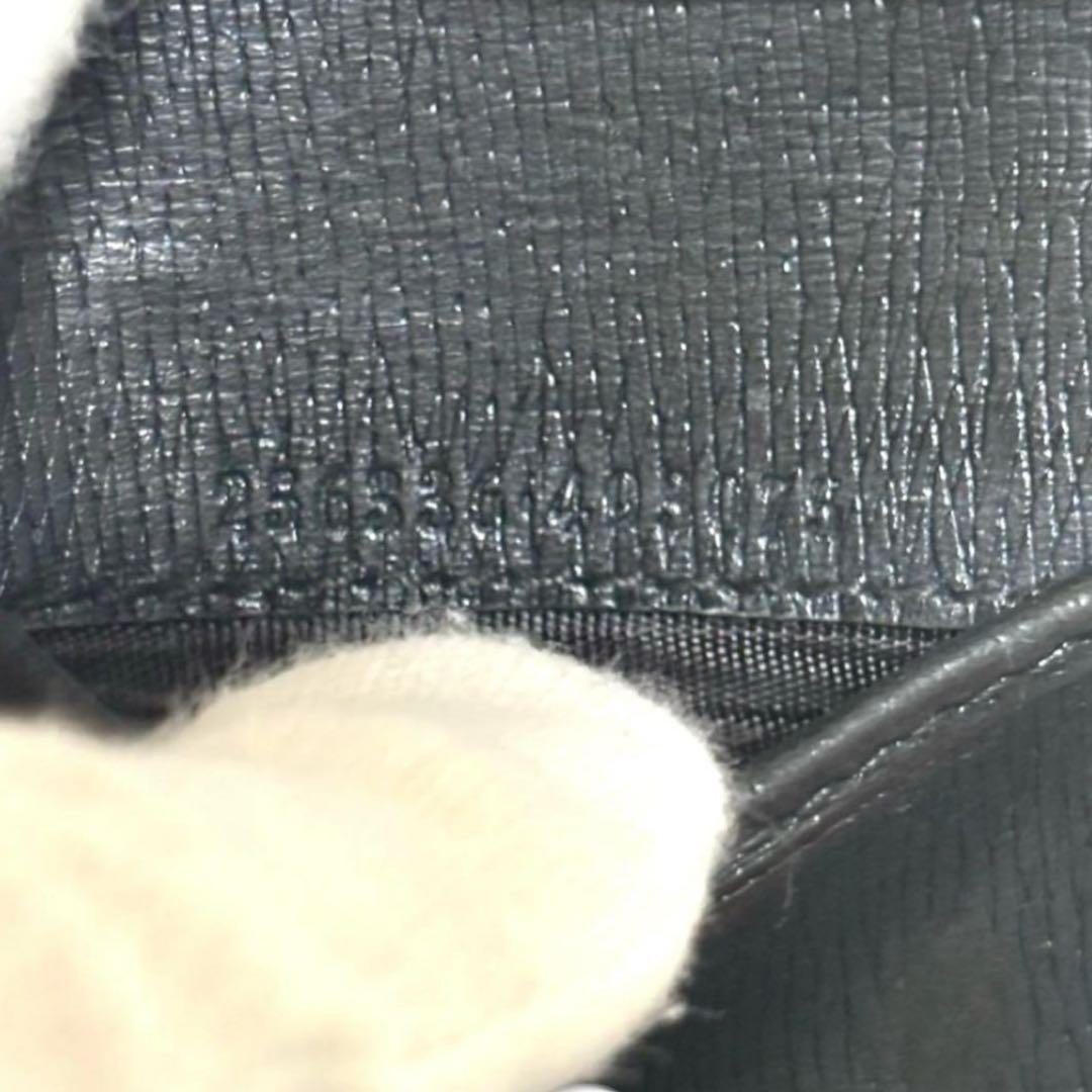 グッチ　折り財布　レザー　ブラック　金属インターロッキング　フラップ