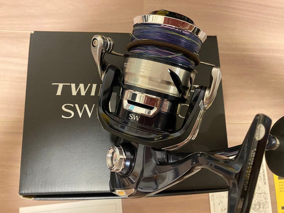 美品　シマノツインパワーsw 10000pg ダイワ　がまかつ　ショアジギング