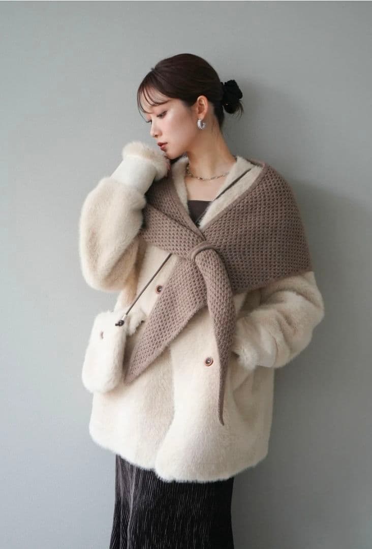 新品未使用品☆Lumierバッグ付エコファーノーカラーコート/beige