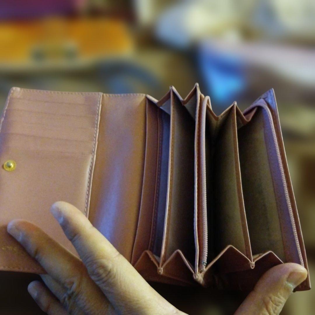 ブランド品　まとめて　PRADA　カルティエ　サンローラン　他　財布　バック