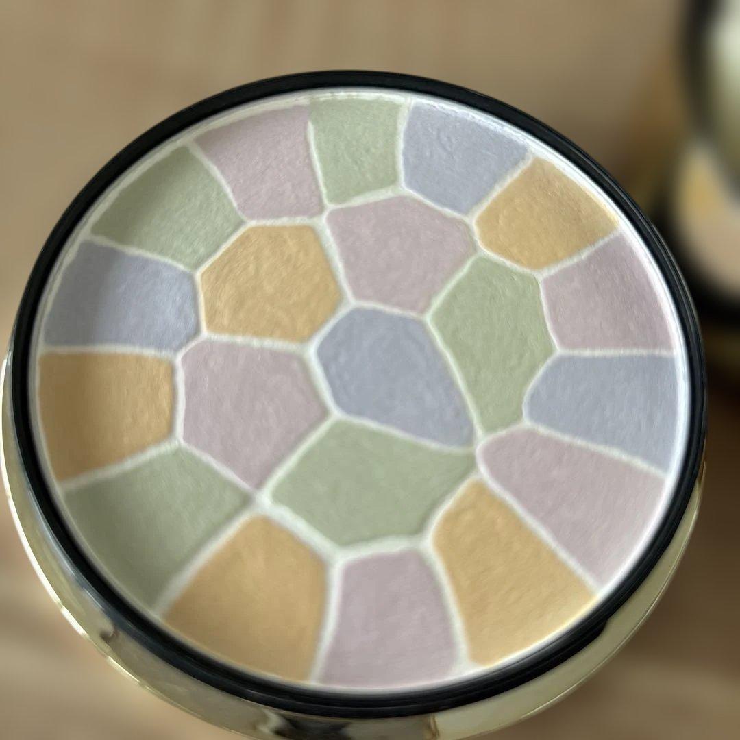 エレガンス　ラ　プードルオートニュアンスリクィーズ　I （フェイスパウダー）