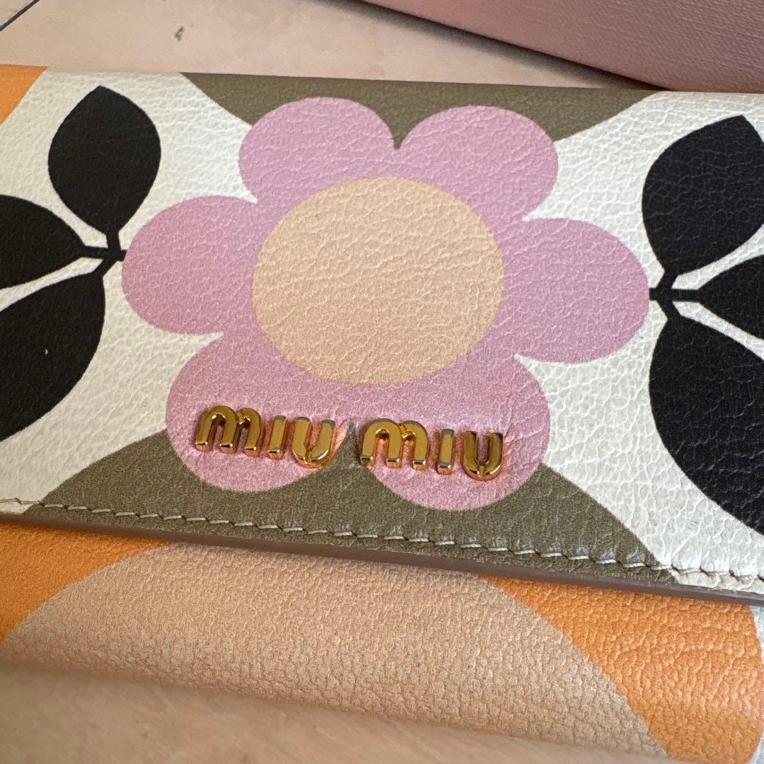 Miu Miu ミウミウ　マドラスフラワー　長財布　箱・保証書付