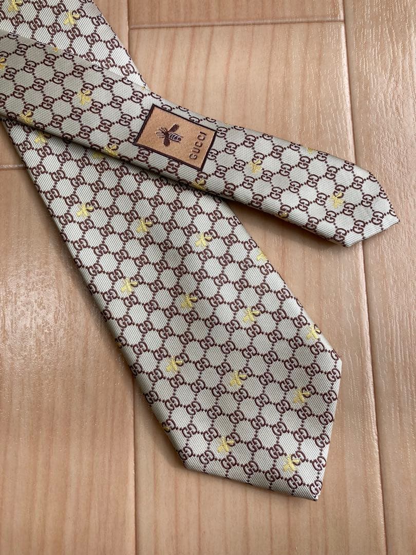 《中古》グッチ GUCCI 蜂 bee ネクタイ GG ゴールド