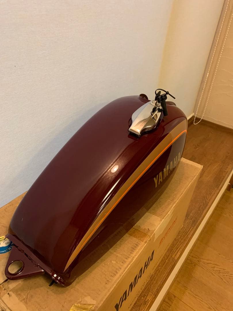 幻の1品！奇跡の未使用！1978年 SR400 ナロータンク