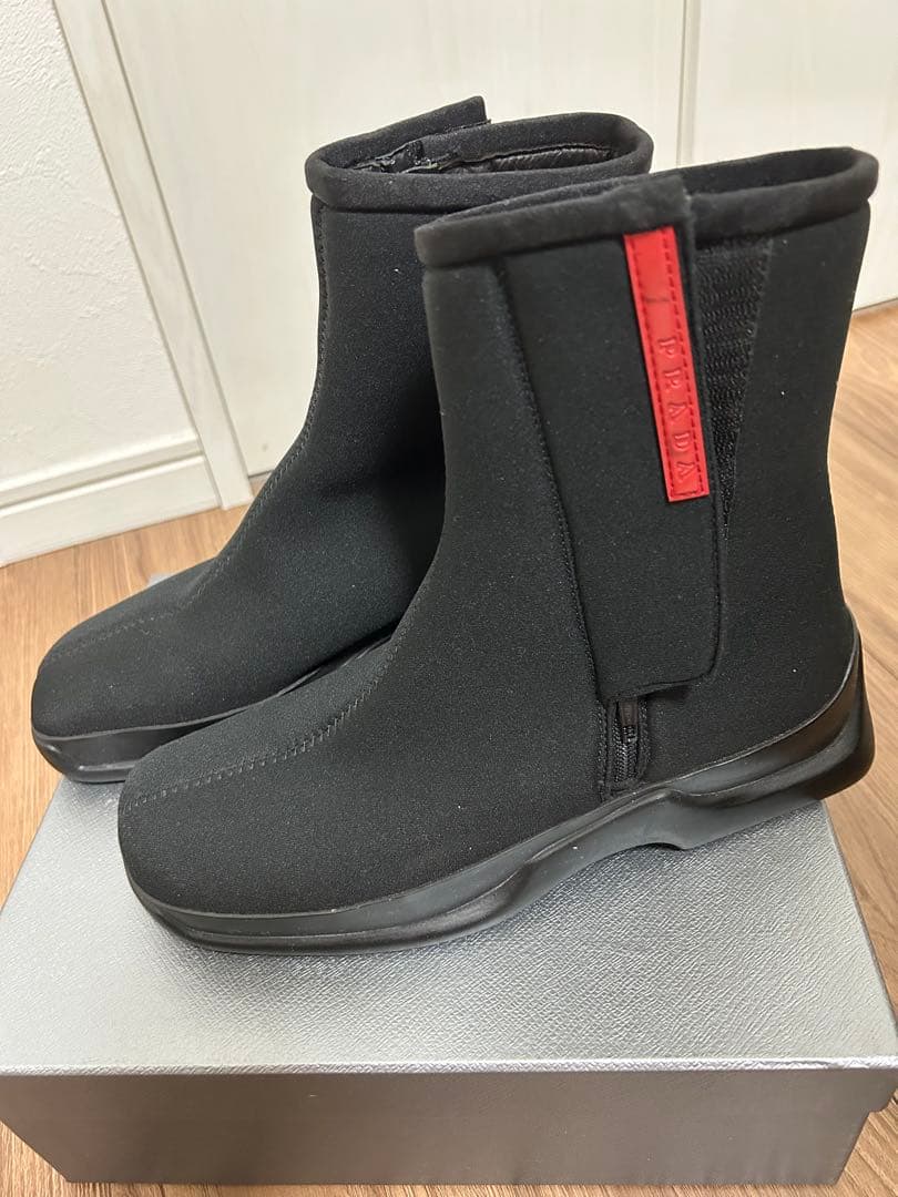 プラダスポーツラバーロゴブーツ