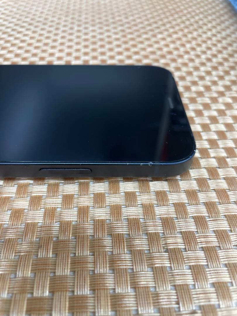 iPhone 12 64 GBブラックSIMフリー【2988】