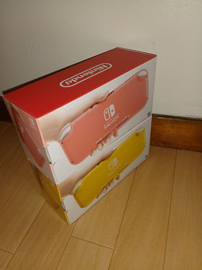 【新品未使用】任天堂 Switch Lite 2台セット　(コ一ラル&イエロー)