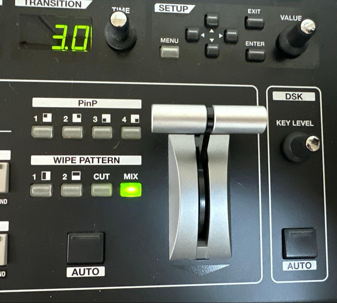 Roland V-40HD ビデオスイッチャー(リコール対象外機器)【中古品】