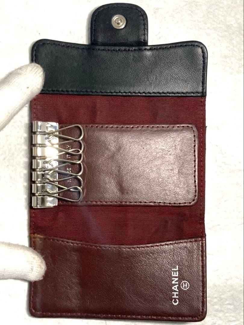 CHANEL シャネル　マトラッセ　レザー　6連キーケース　ブラック　黒