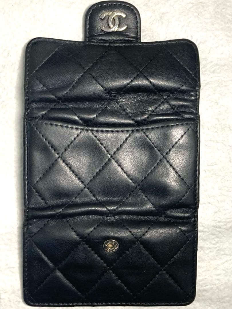 CHANEL シャネル　マトラッセ　レザー　6連キーケース　ブラック　黒