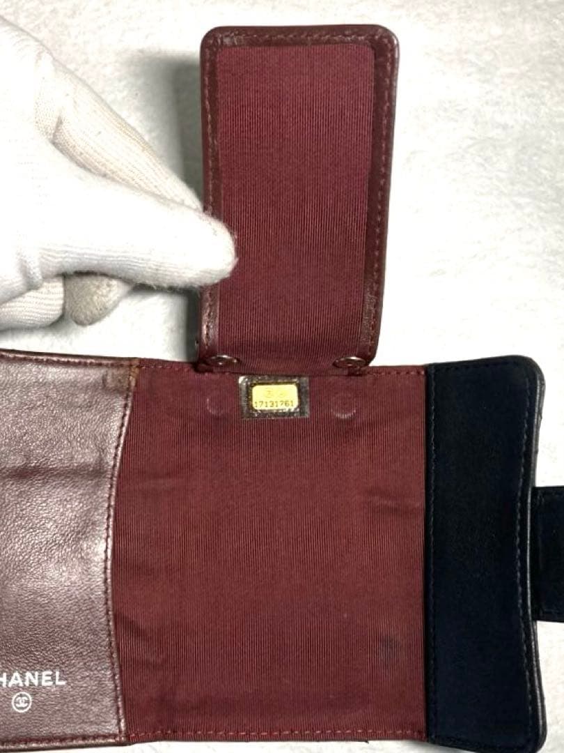 CHANEL シャネル　マトラッセ　レザー　6連キーケース　ブラック　黒