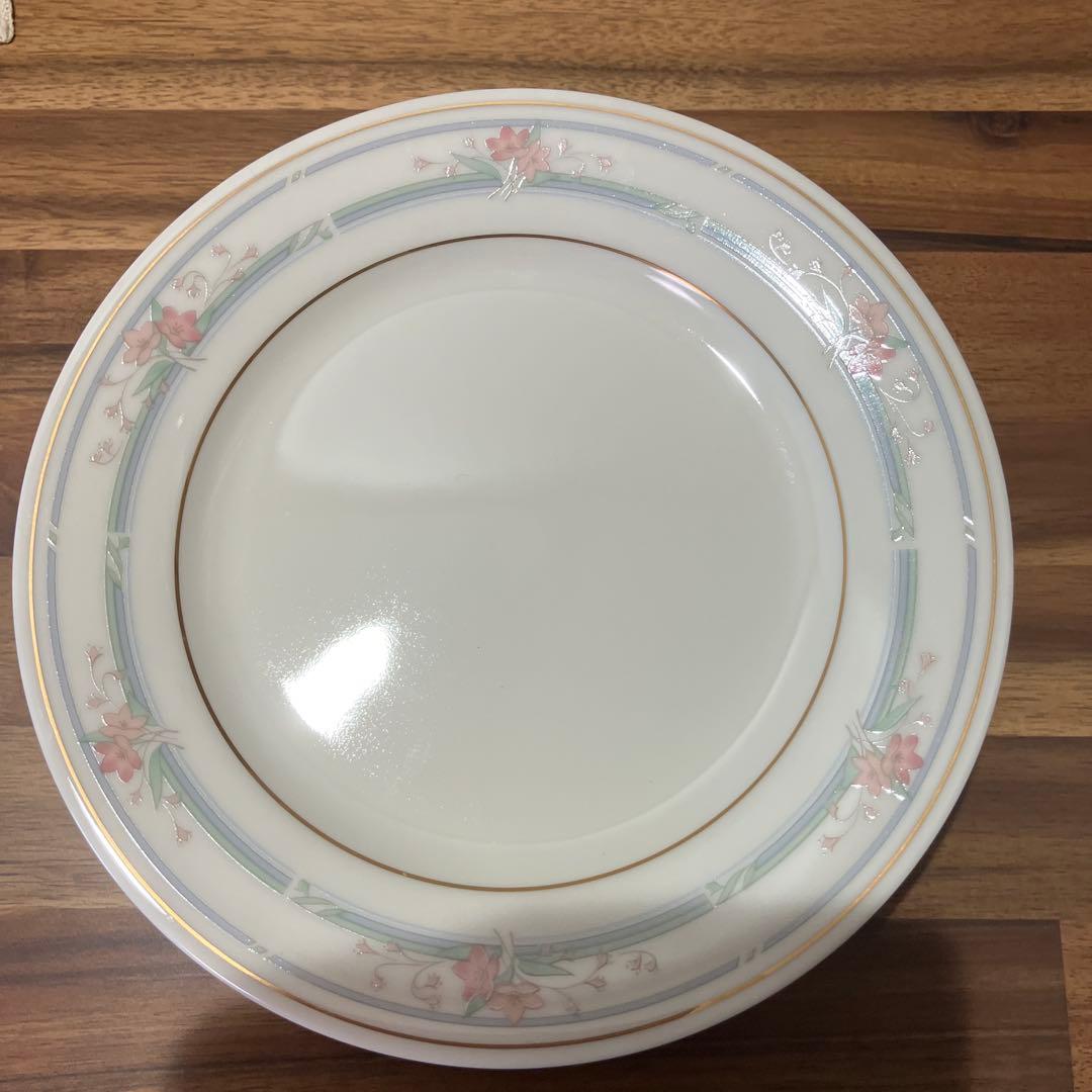 新品未使用　ノリタケ　ディナーフルセット　6人用全40ピース