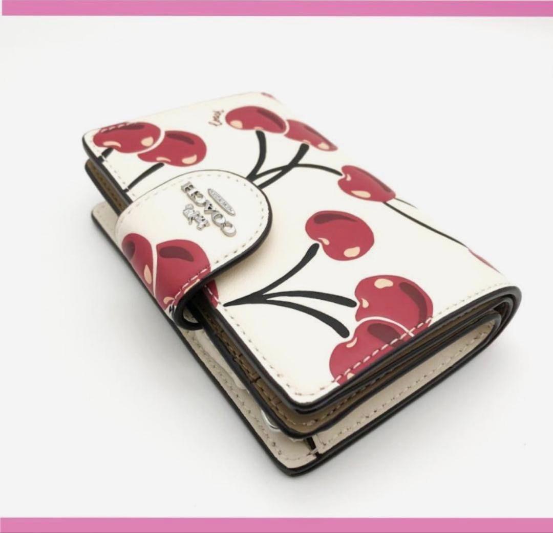 コーチ COACH ミディアム コ チェリープリント さくらんぼ 二つ折り財布