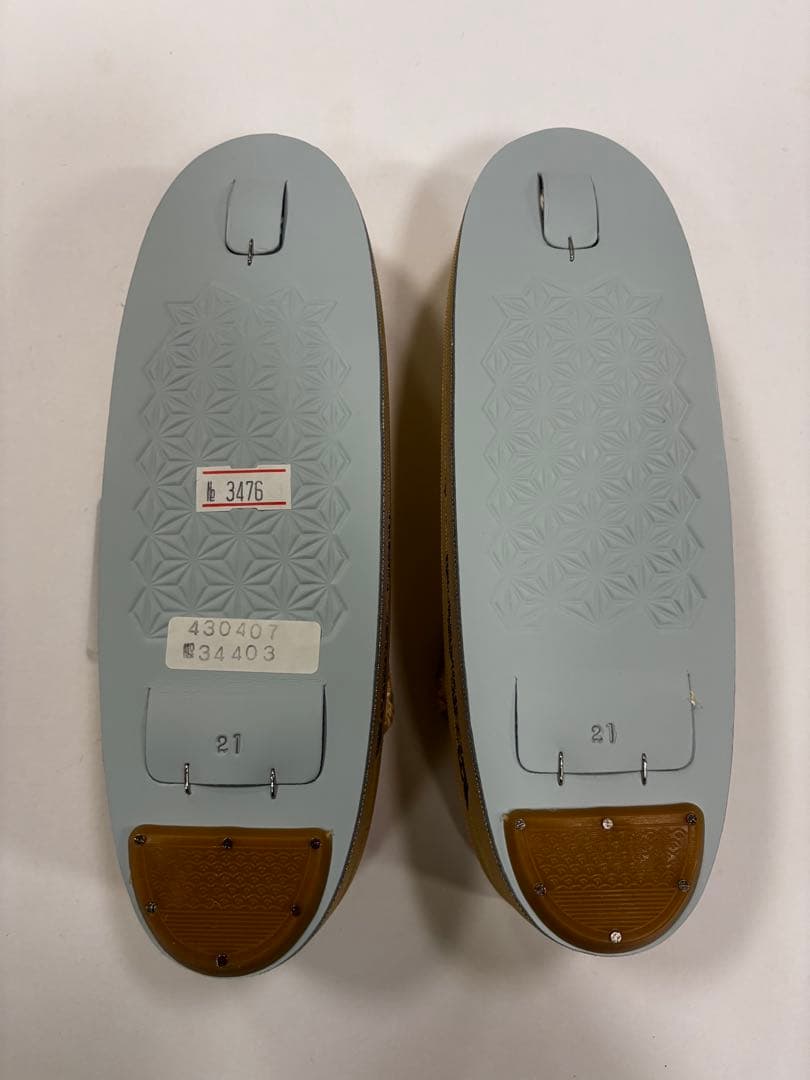 和装用草履バッグセット　金　正絹　正倉院模様　刺繍　多色使い　成人式　未使用品