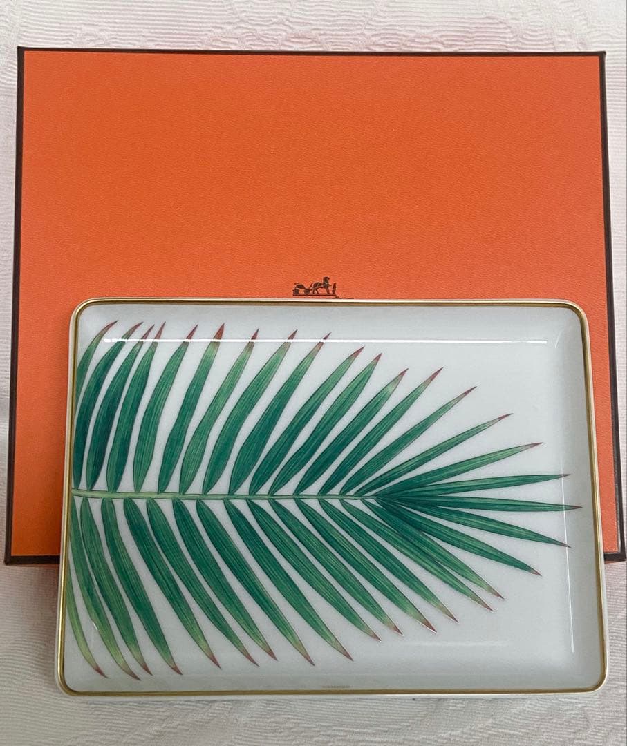 エルメス　パシフォリア　トレー No2 〈パシフォリア〉 PM