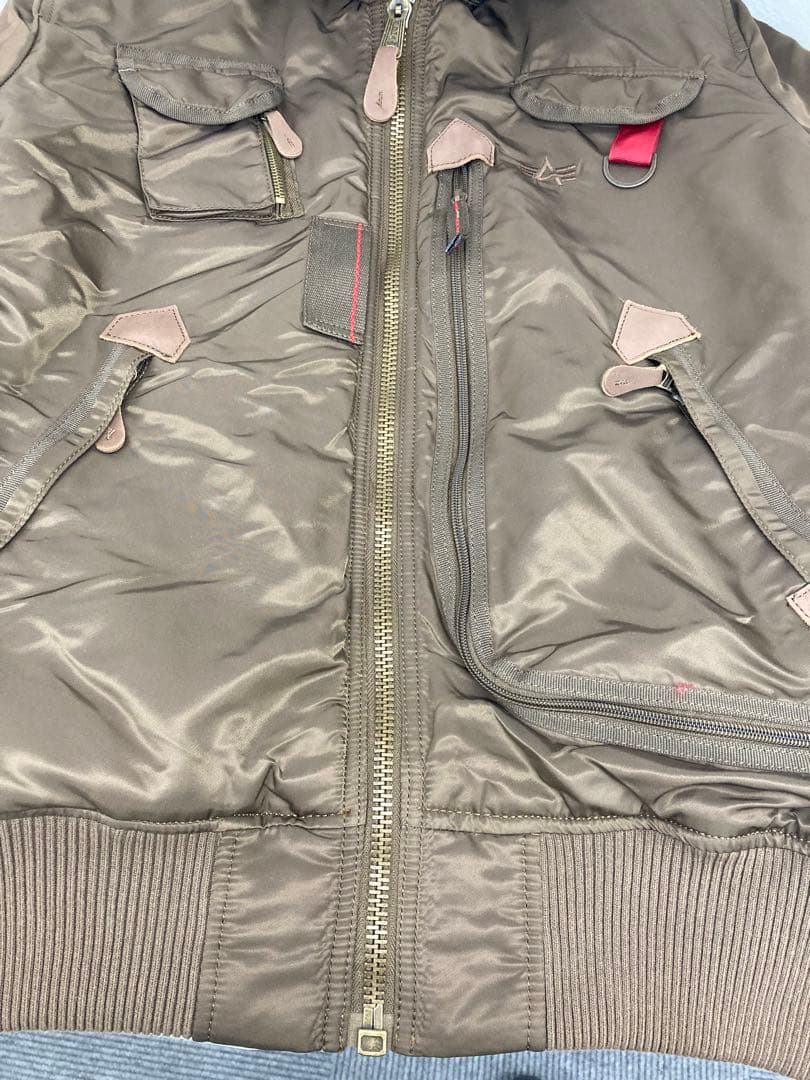 【美品✨】 ALPHA INDUSTRIESジャケット　激レア　希少　早い者勝ち