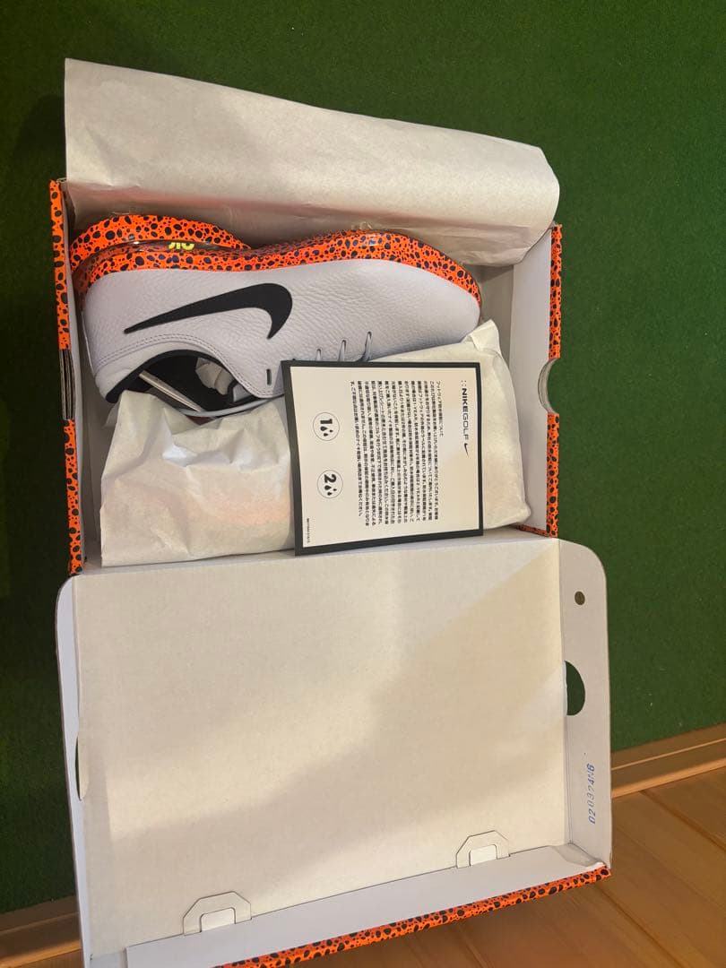 ナイキエアズーム ビクトリーツアー3 エレクトリック 27.5cm