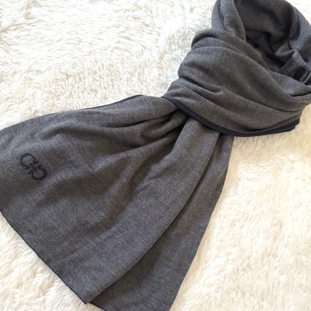 サルヴァトーレ フェラガモ　シルク&カシミヤ マフラー　ガンチーニ　リバーシブル