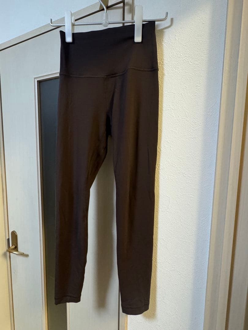 lululemon mサイズ　スーパーハイライズ