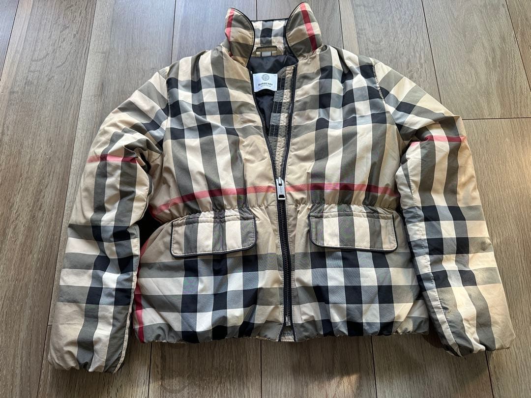 バーバリー　ダウンジャケット