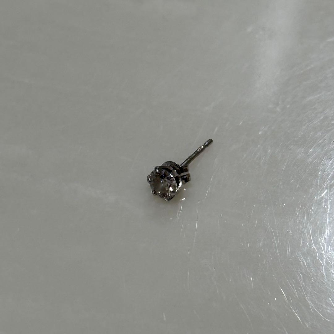 ダイヤモンド 18K ホワイトゴールド ピアス 4mm avalanche