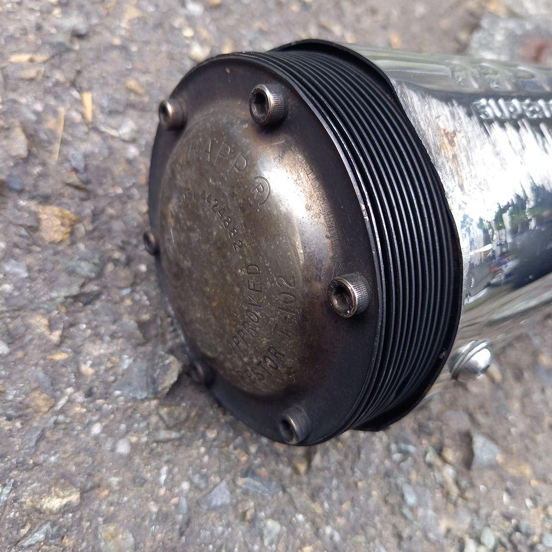 YAMAHA　ドラッグスター400用　社外マフラー　スーパートラップマフラー？