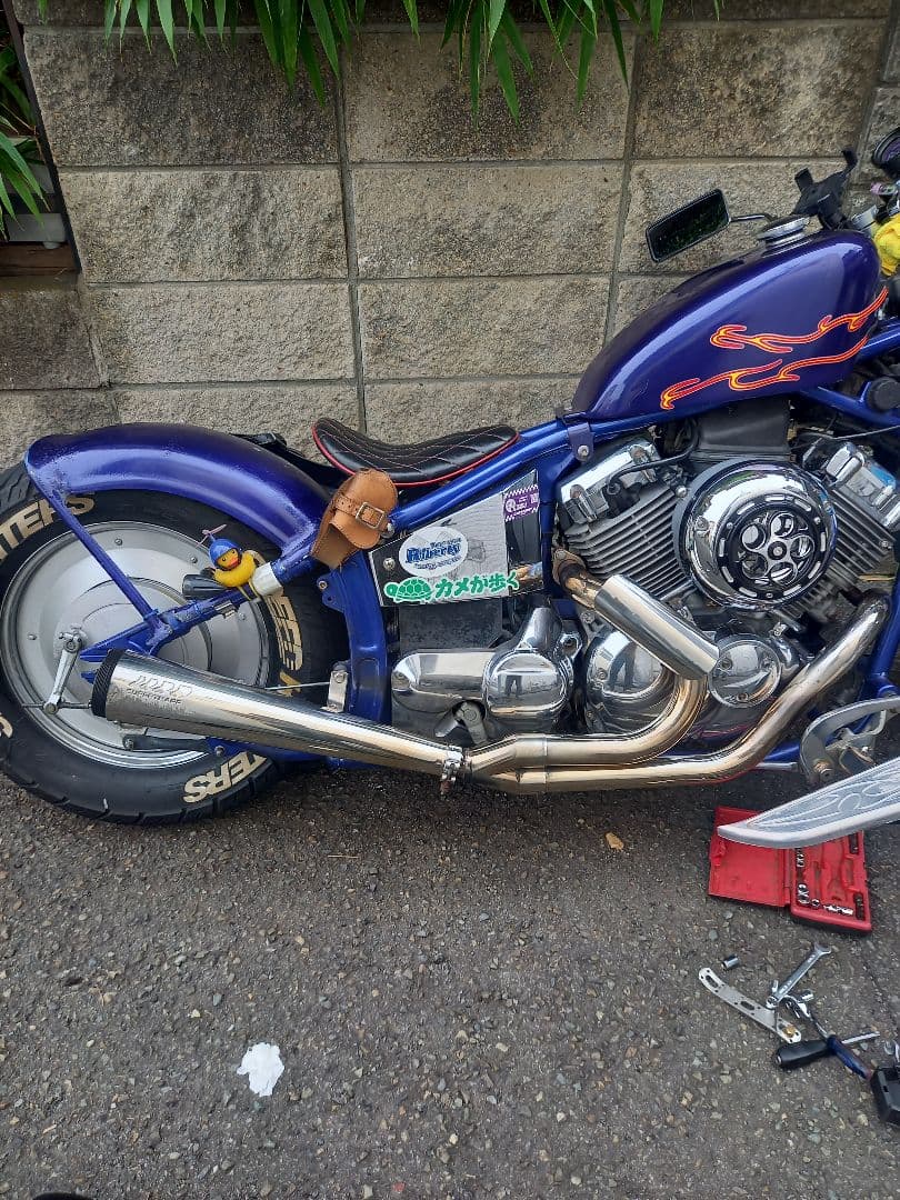 YAMAHA　ドラッグスター400用　社外マフラー　スーパートラップマフラー？