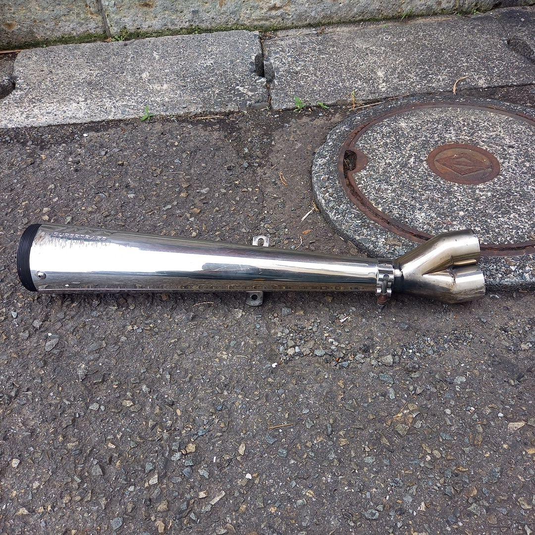 YAMAHA　ドラッグスター400用　社外マフラー　スーパートラップマフラー？