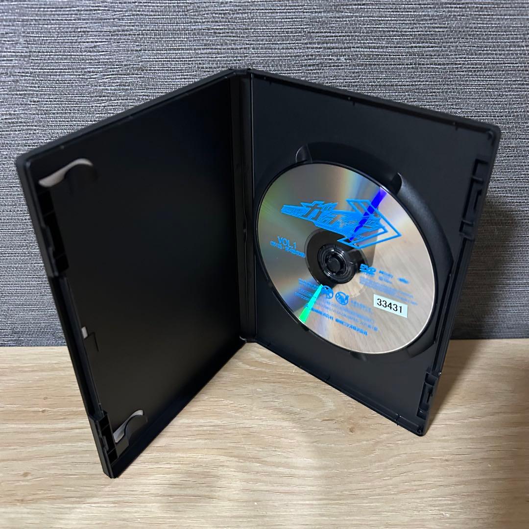 【新品ケース】仮面ライダーガッチャード12巻+劇場版1巻 DVD　全13巻