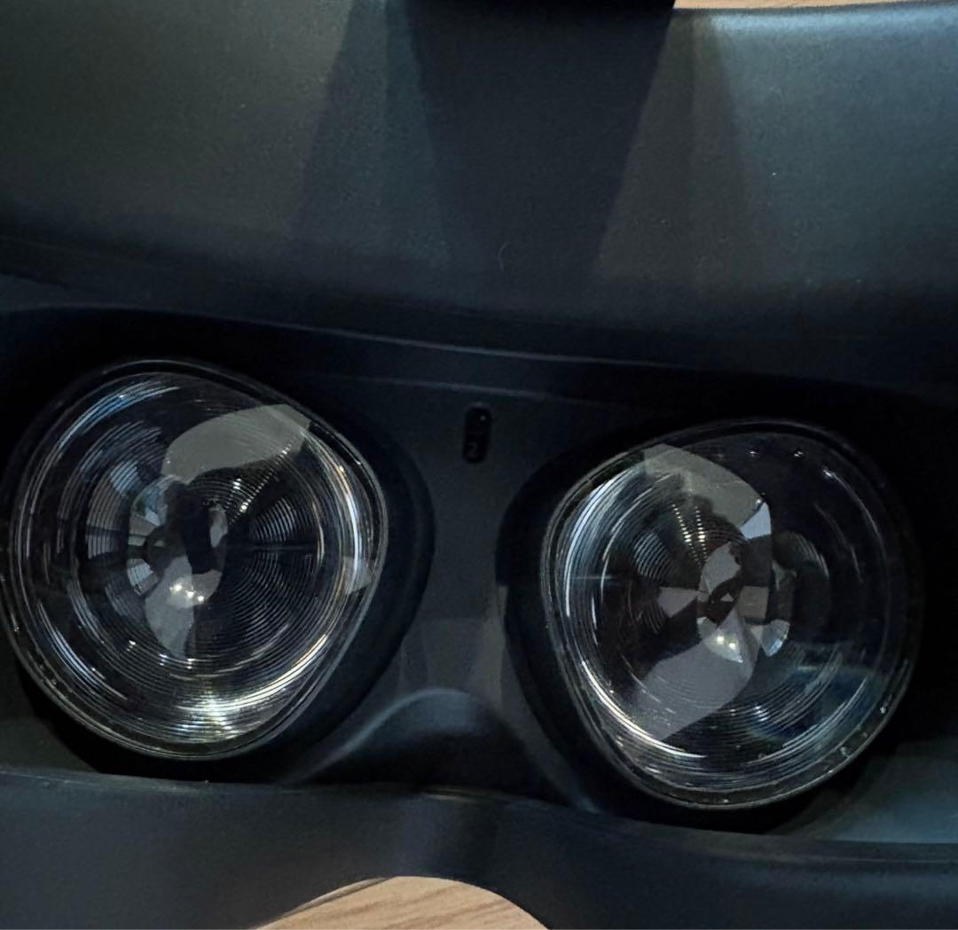  QUEST 2 128GB ケース&正規バンド