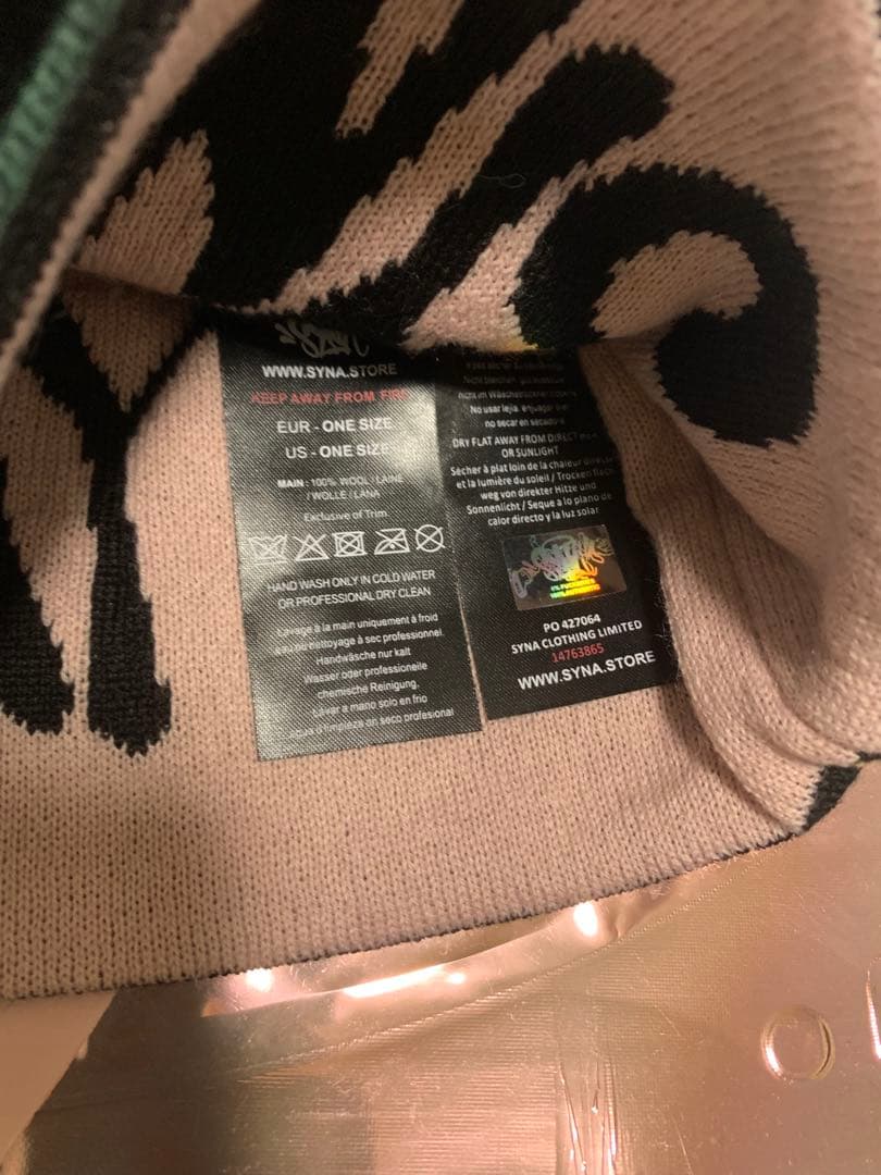 付属品シナワールド☆ブランドロゴビーニー ニット帽海外限定