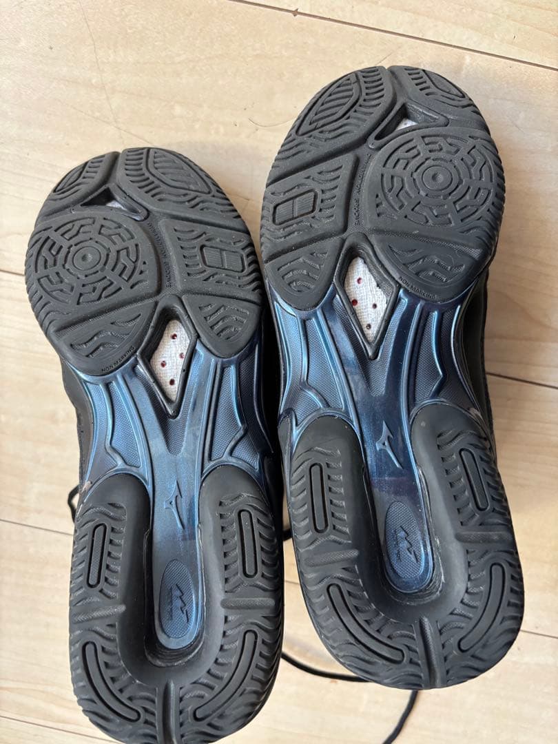 MIZUNOミズノ　ウェーブダイバースLG5 フィットネス 23.5