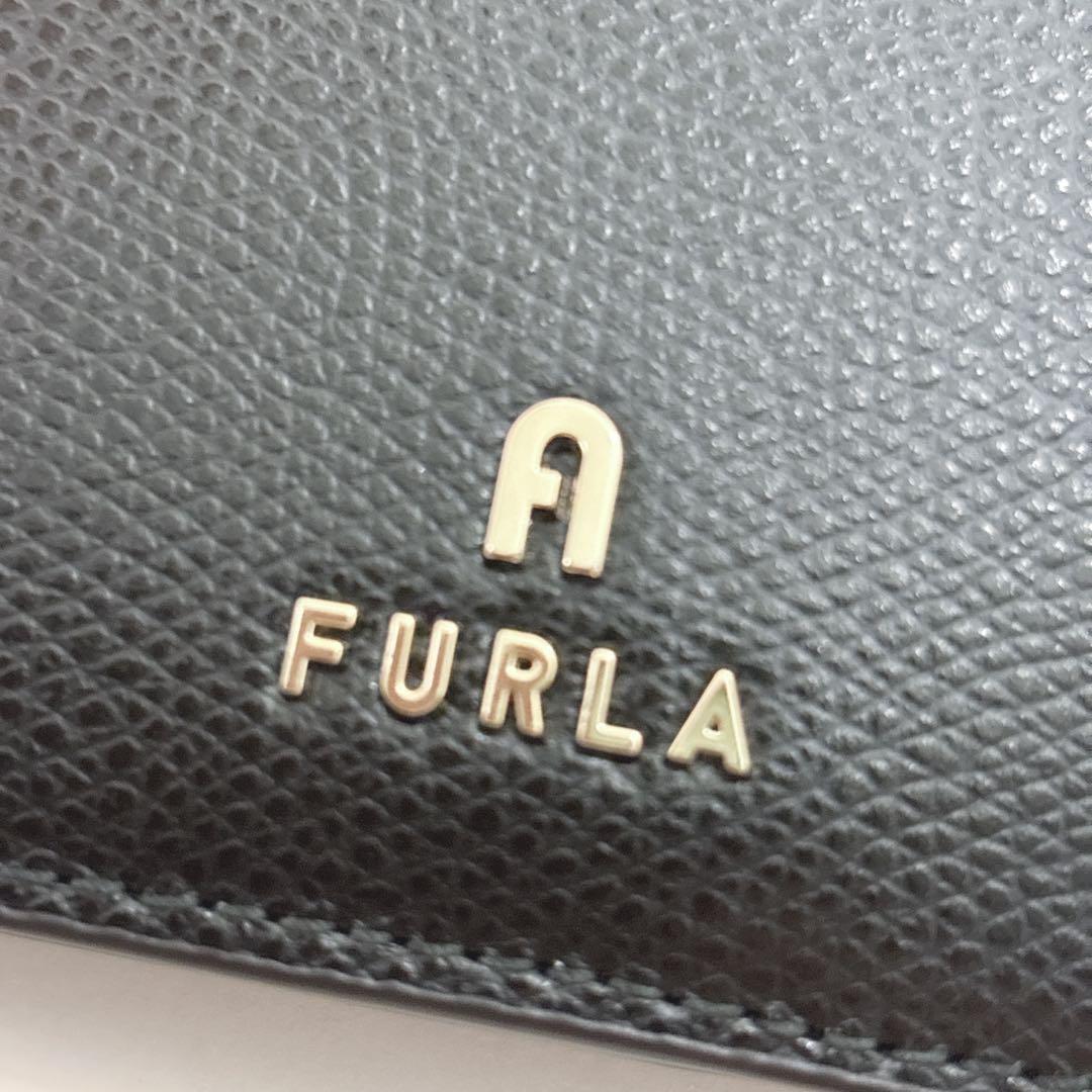 【未使用品級】　FURLA カメリア　コンパクトウォレット　折り財布　現行ロゴ