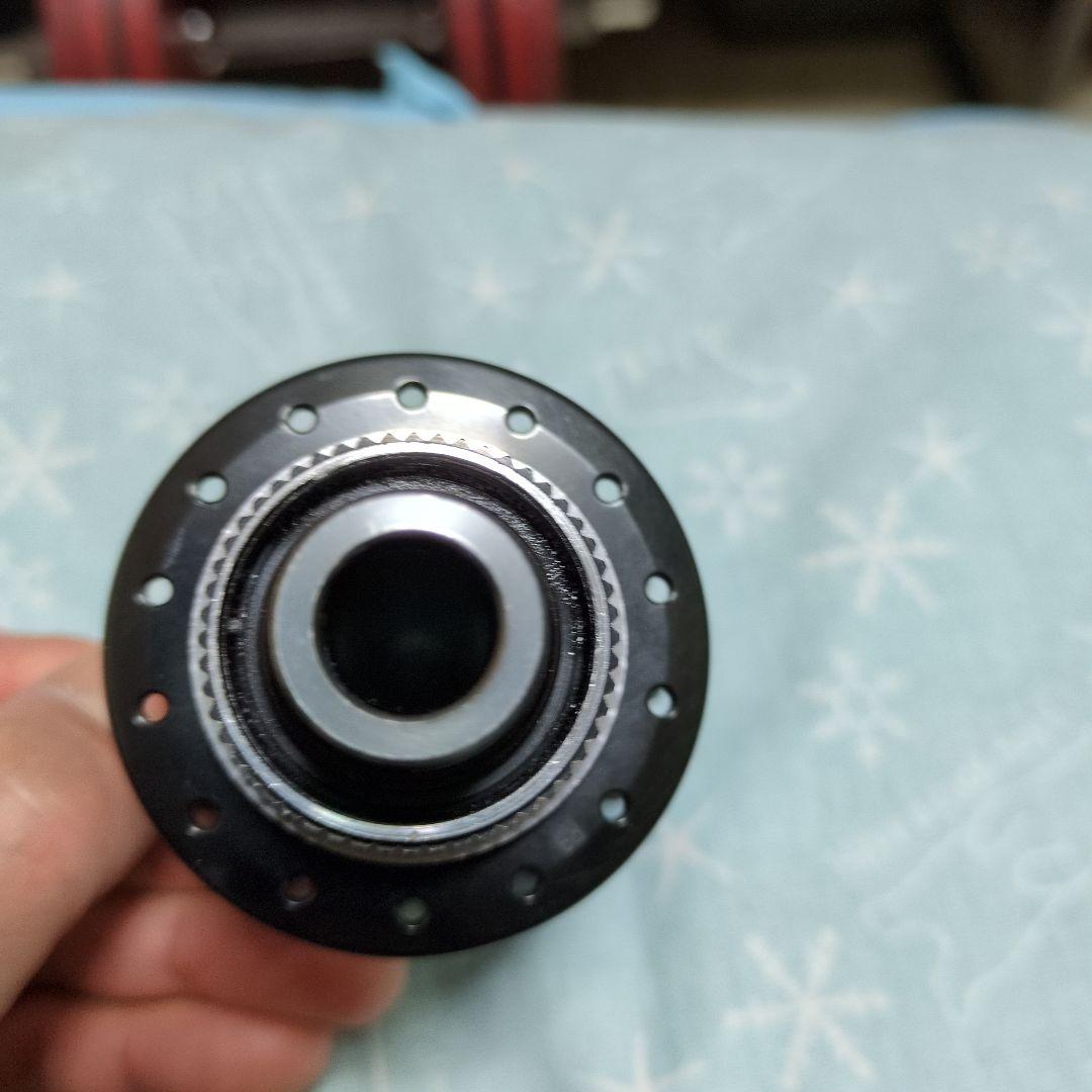 SHIMANO XTR FH-M9111 142/ 28H Microスプライン