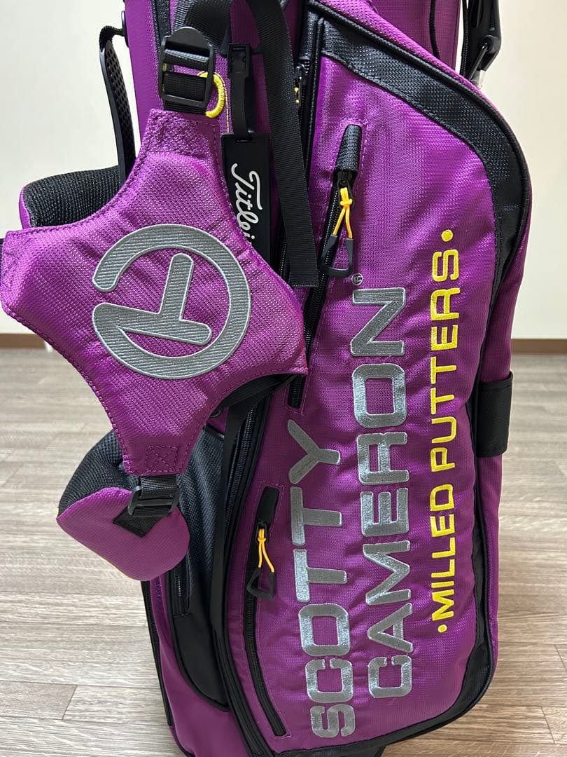 美しいパープルカラー！スタンド式キャディバック　パターカバープレゼント付