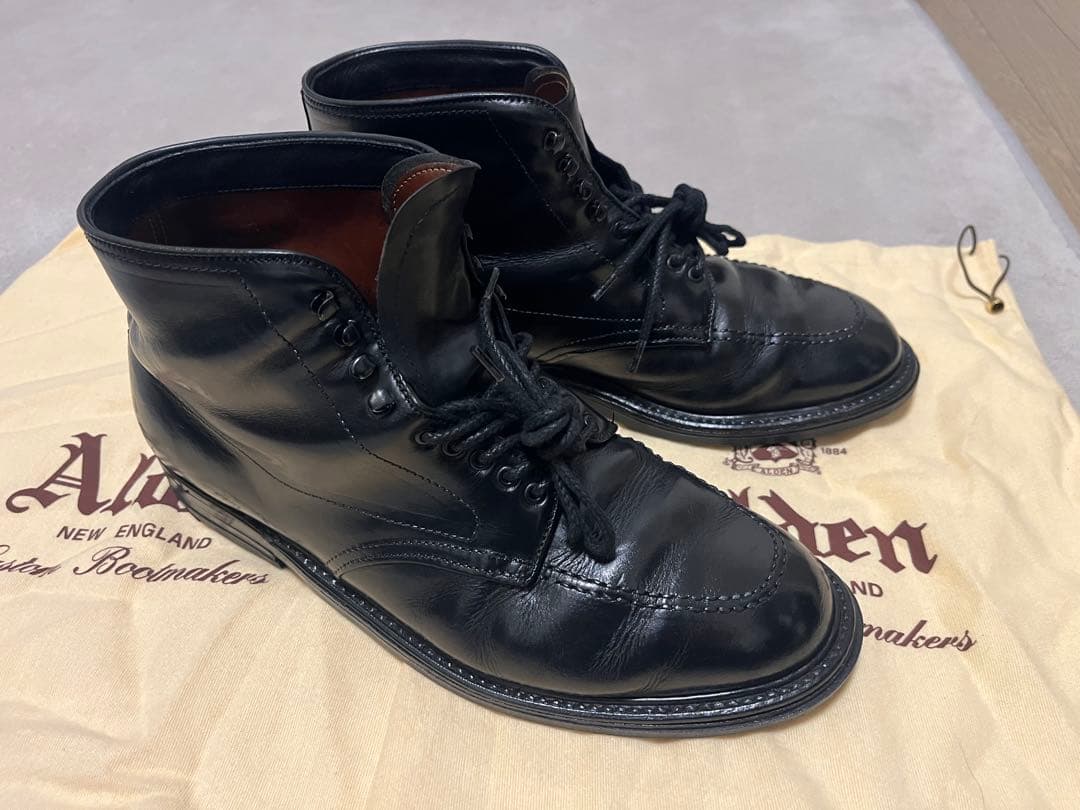 オールデン インディーブーツ Black CHRMXL Leather 401