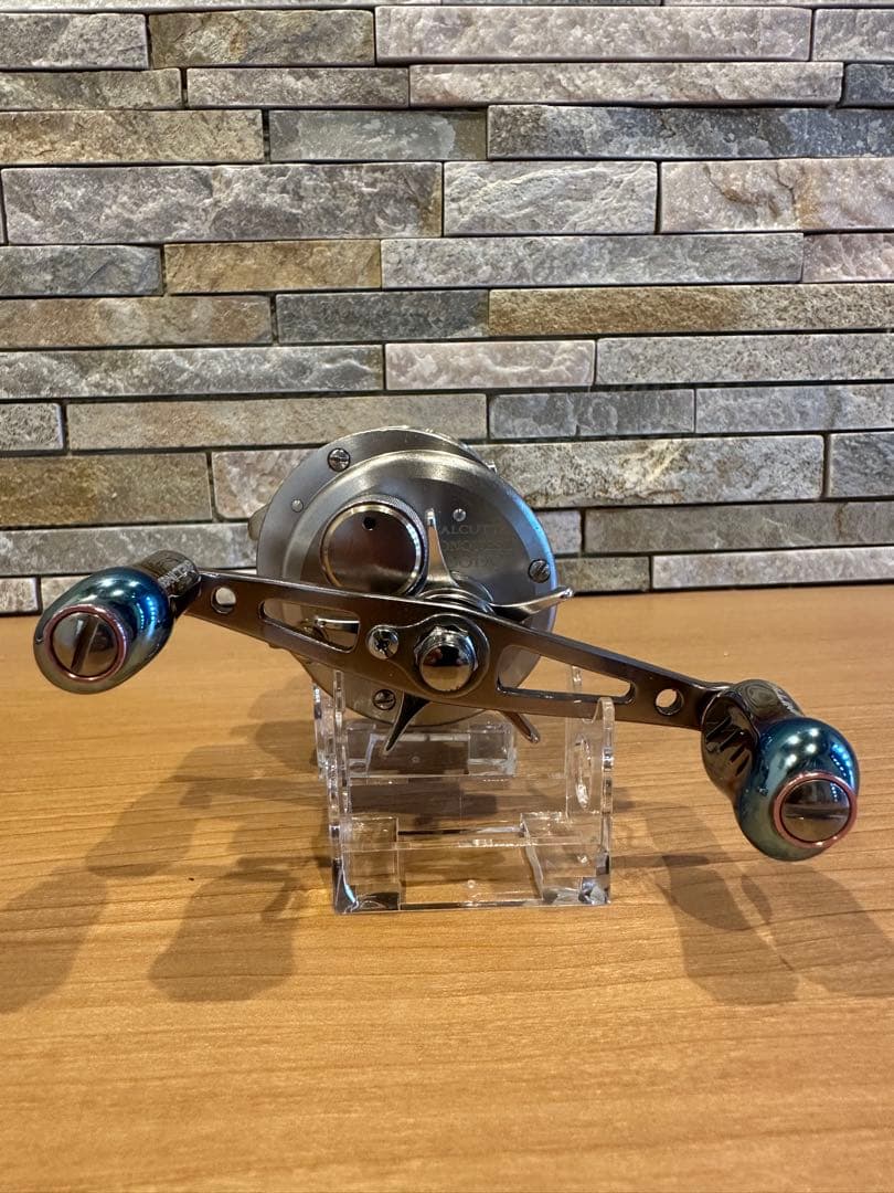 シマノ カルカッタコンクエスト 100dc