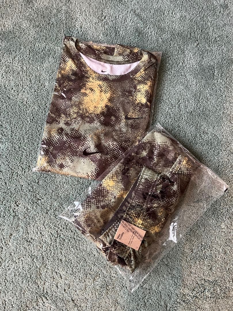Nike カモフラノースリーブ パンツ セットアップ トレーニング 迷彩 ナイキ