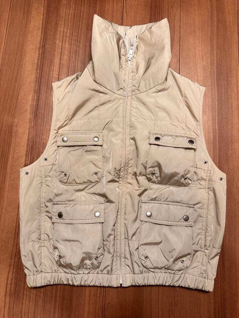 ⭐︎Mimi⭐︎BURBERRYベージュ ベスト⭐︎美品⭐︎