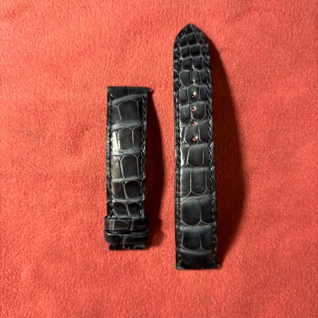 カミーユフォルネ 腕時計用 革ベルト アリゲーネイビーマット18/16